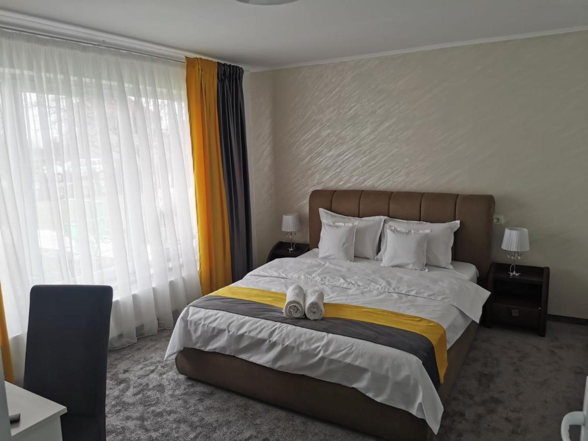Casa Sonia Otel Târgu Jiu Dış mekan fotoğraf