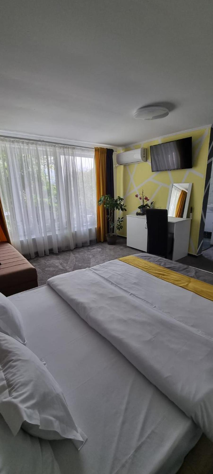 Casa Sonia Otel Târgu Jiu Dış mekan fotoğraf