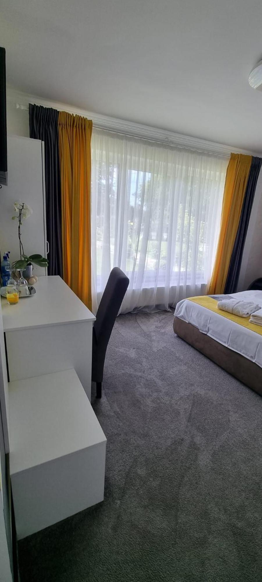 Casa Sonia Otel Târgu Jiu Dış mekan fotoğraf
